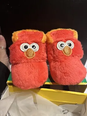 Ugg Elmo/Sesame Street Infant Slippers. NIB Size 0/1 • $45