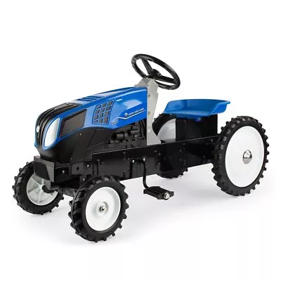 New Holland T8 Pedal Tractor With MFD Tires By ERTL 13954 • $389