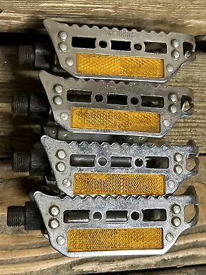 4 Left 9/16” SR Pedals SP-300CP Road Tour Vintage Classic  • $5