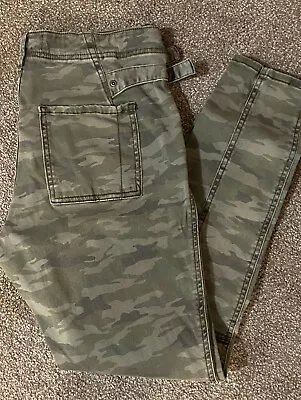 Anthropologie Hei Hei Military Green Camouflage Chinos Flat Front Skinny Size 29 • $29