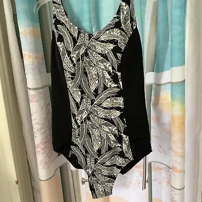 Amoena One Piece Swimsuit Ibiza FB 71222 Blk/Wh 20B NWT • $15