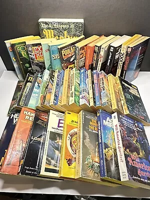 Lot Of 37 Vintage Science Fiction Paperbacks - Niven Klien Clarke Brooks • $49.95