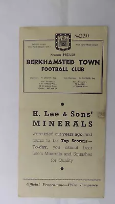 Football Programme : Berkhamsted Town V Cheshunt `FA Cup 1951-2 • £2