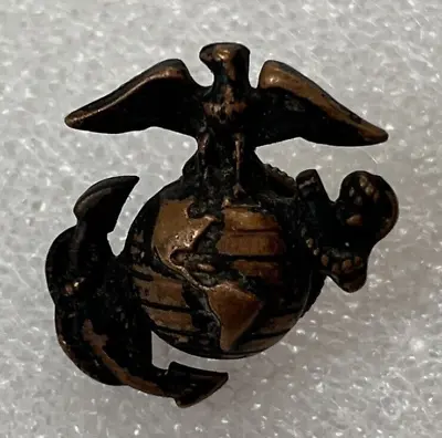 Vintage Marine Corps World War 2 Eagle Globe Anchor Screwback Rare • $34.99