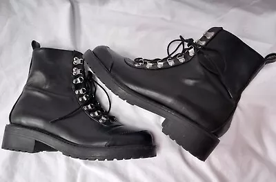 London Rebel Lace Up Boots Size 8  41  Wide Fit Black Very Good Condition  • £22.99