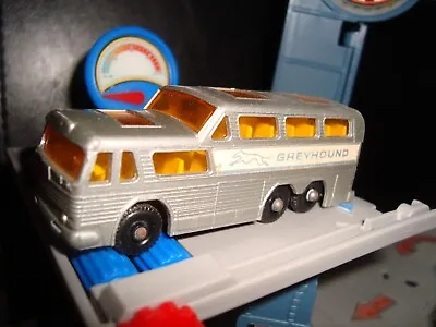 LESNEY MATCHBOX Bus Station: No.68  2 No. 74  No. 66 • $6