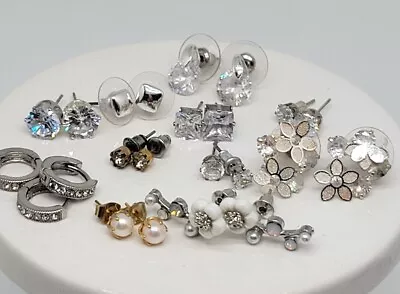 LOT Of 10 Pair Clear Crystal Rhinestone Glass Cz Post Earrings Fun Lot!!  • $16