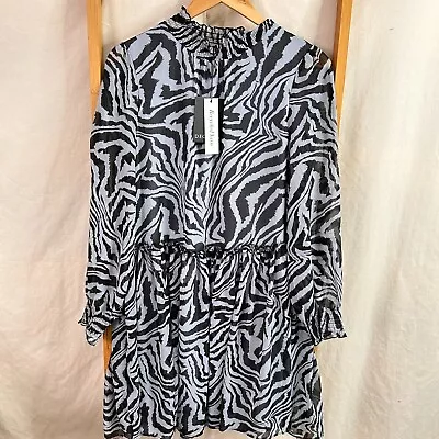 Decjuba Dress Womens 12 Grey & Black Animal Print NWT Tina Shirred Mini • $32.95