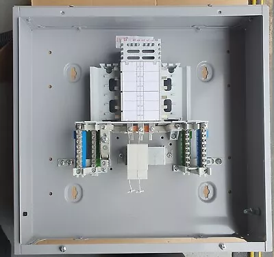 Eaton MEM EBM41 Distribution Board 4 Way TPN • £120