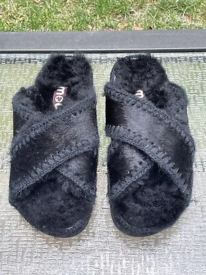 RARE Mou Eskimo Cross-Crossed Women’s Sz 7 Black Slide Sandals (SEE MEASUREMENT) • $119