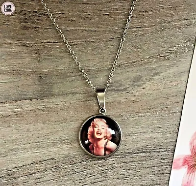 HANDMADE Marilyn Monroe Vintage Style Hollywood Movie Silver Colour Necklace • $19.72
