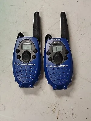 Set Of 2 - Motorola Talkabout T5100 2-Way Radio Cobalt Blue - No Batteries Work  • $13.60