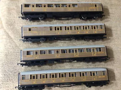 Hornby Trains Railways LNER Teak 00 Gauge Coach No 4236 4237 - S9926  • £40