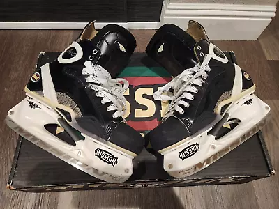 Mission Amp 6 Glass Form Hockey Skates Black & White Mens Size 9 D • $37.99