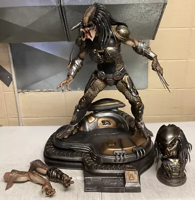 2018 Fugitive Predator Statue - Prime 1 Studio - Deluxe Version (B) • $999.99