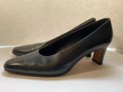 Vtg AMALFI Italy Women's 9 AA Classic Black Genuine Leather • $30