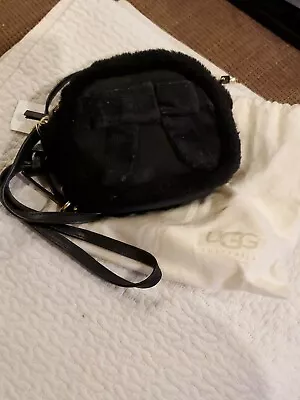 Ugg Bailey Bow Box Zip Small Leather Crossbody Bag Black NWT $155 • $74.81