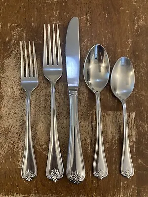 Lenox Stainless BUTLER’S GOURMET 5 Pc Place Setting! FREE SHIPPING • $28.50