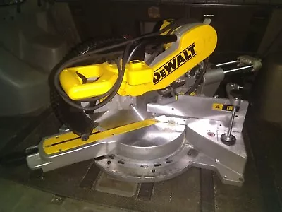 DeWalt DWS 780 110v 305mm Comp Slide Mitre Saw. • £575