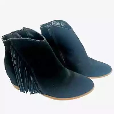 Mudd Venice Black Suede Fringed Ankle Boots Size 8 • $15