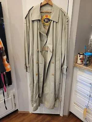 Vintage Burberry Prorsom Collection Trench Coat • $99.99