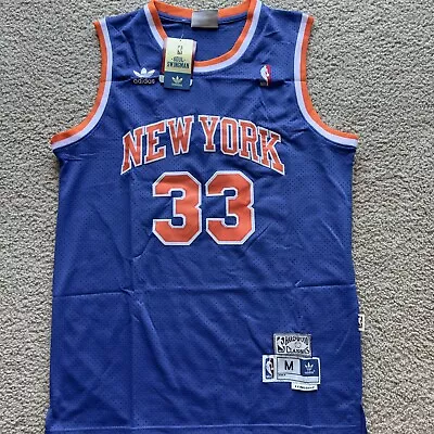 New York Knicks Throwback Jersey - Patrick Ewing - #33 Men’s Medium • $49.99