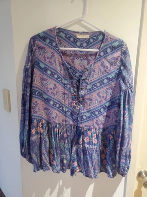 $70 • Buy Spell & The Gypsy Blouse M 