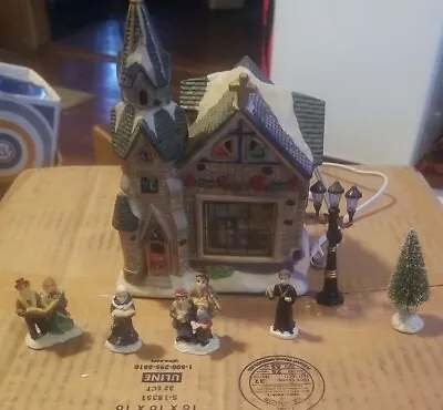 $14.99 • Buy VTG 8 Piece Lighted Church Christmas Village Set 