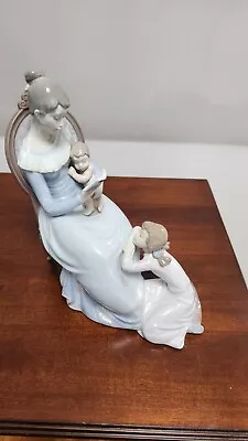 Lladro Porcelain STORY HOUR W/MotherBabyChild.Excellent Condition • $100