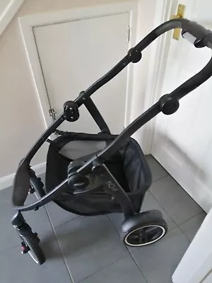 Graco Evo Xt Travel System With Isofix And Car Seat • £250