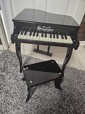 Schoenhut 30 Keys Baby Grand Piano • $70