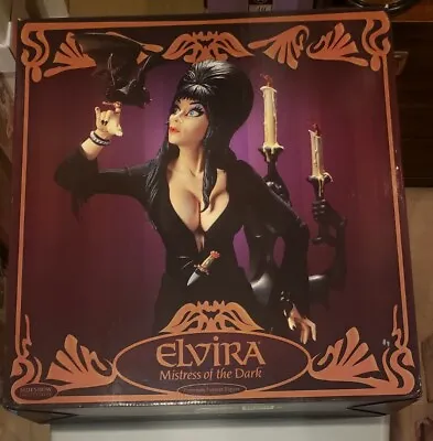 Sideshow Elvira 1/4 Scale Statue Premium Format EXCLUSIVE Figure 194/350 • $665.06