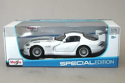 1:18 Maisto 1998 Dodge Viper GT2 (GTS-R) - White • $24.95