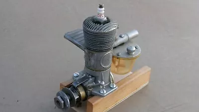 VINTAGE BUNCH GWIN-AERO IGNITION MODEL AIRPLANE ENGINE With DUAL RINGED PISTON • $364.99