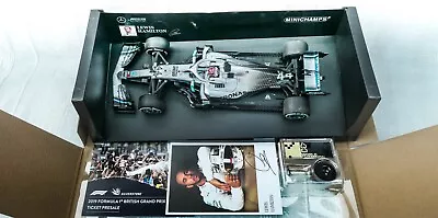 Formula 1 Lewis Hamilton 1:18 Mercedes 2019 Minichamps World Champion. • £79