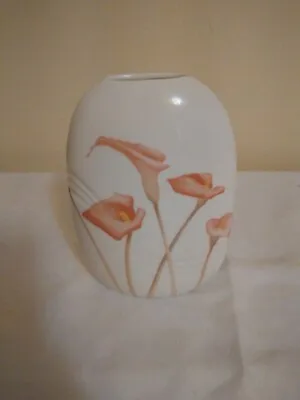 TOYO FLOWER VASE White With Pink Calla Lily Pattern Japan Modern Deco Original • $15.95