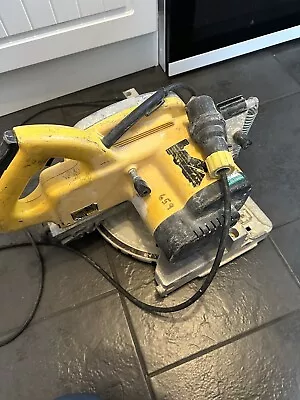 Dewalt DW700-LX Sliding Mitre Saw With Blade 110v. • £60