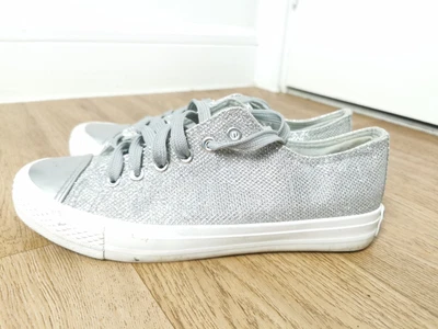 £0.99 • Buy Converse Size 6 EU39 Silver Sparkly Metallic Lace Up Trainers Casual Party