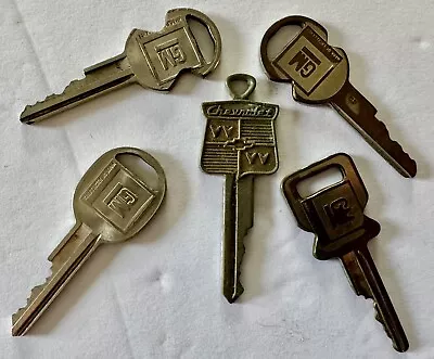 Lot Of 5 Chevrolet GM Keys Collectible Vintage Antique Car Truck Auto Keys • $39