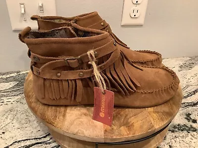 NWT Makalu Suede Leather Moccasin Booties Boots Shoes 10 • $24.99