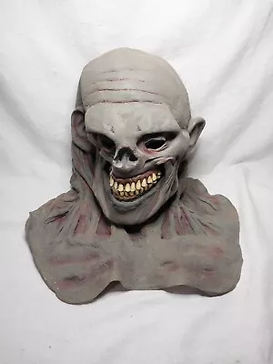 Scary Realistic Adult Halloween Mask Vintage 1997 Great Condition  • $10