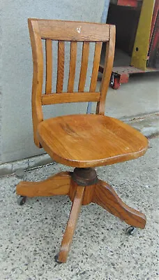 Antique Oak Ladies Office Chair • $190