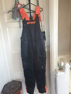 Stihl Chainsaw Trousers Medium • £100