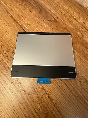 Wacom Intuos Pen & Touch CTH-480 • $10