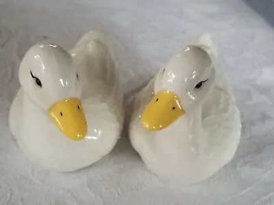 Pair Small White Ceramic Ducks Vintage • $8.25