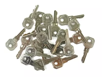 Vintage Change-O-Matic Cut Locker Key Lot Of 20 Numbered 281 To 300 • $39.99