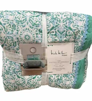 Nicole Miller Green Blue And White King Quilt Set 106”x92” • $179