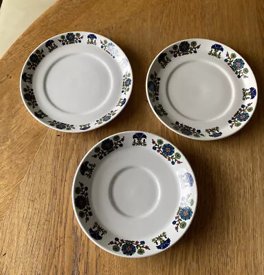 Midwinter  Country Garden  Saucer X 1 And Side Plate X 2 Designed By Jessie Tait • £3.75