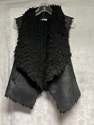 Divided H&M Faux Fur Sleeveless Reversible Vest Black Women's Size 8 EUC • $16.99