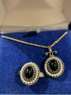 1973 Vintage Avon Black Cabochon Necklace 20  & Ring Faux Seed Pearls Size 5 • $39